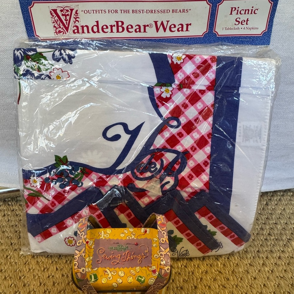 VanderBear Wear Picnic Set with Red and Blue Design + sewing tin.vintage